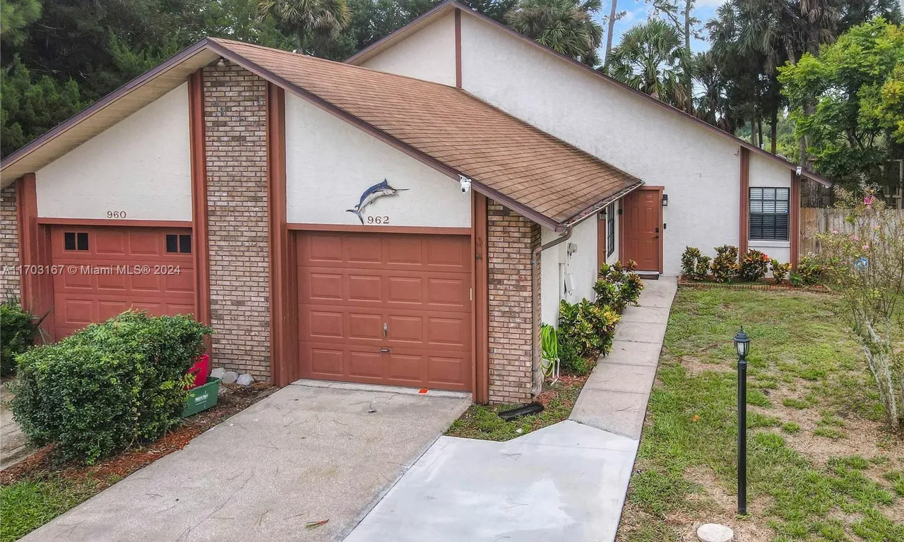 962 STONYBROOK CIRCLE, Port Orange FL 32127