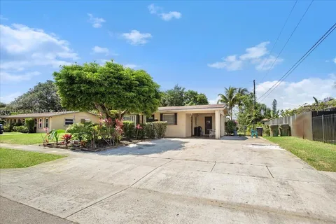 3860 NW 7th Pl # 1, Lauderhill FL 33311