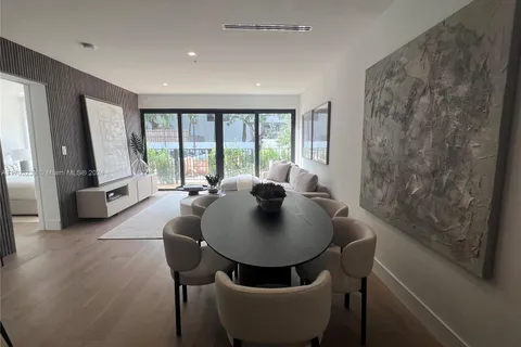 200 Sunrise Dr # 200C, Key Biscayne FL 33149