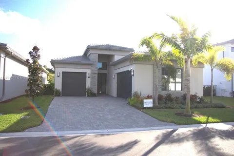 8252 Crystal Downs Ave, Boca Raton FL 33434