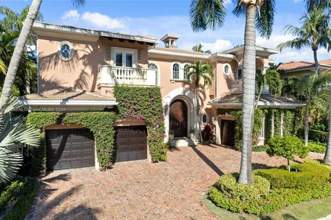 833 Harbour Isle Place, North Palm Beach FL 33410