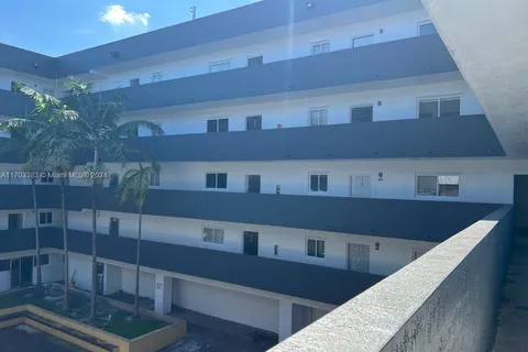 11000 SW 200th St # 209, Cutler Bay FL 33157