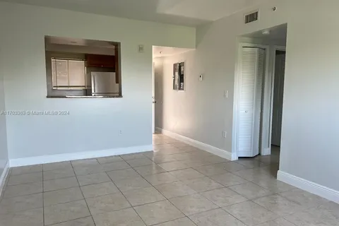 11000 SW 200th St # 209, Cutler Bay FL 33157