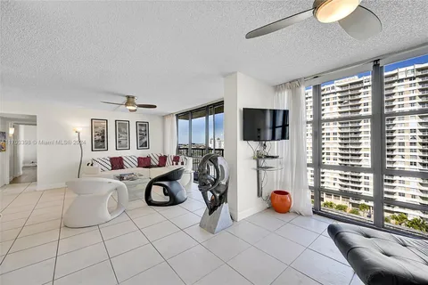 2049 S Ocean Dr # 1408E, Hallandale Beach FL 33009