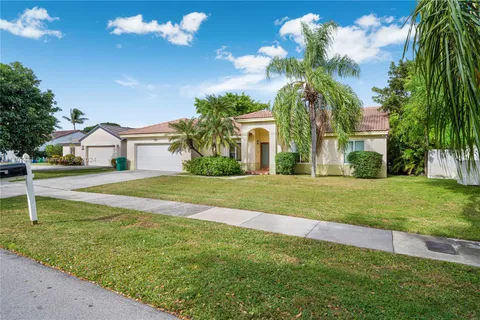 19950 Cutler Ct, Cutler Bay FL 33189