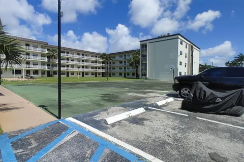 500 NE 2nd St # 110, Dania Beach FL 33004