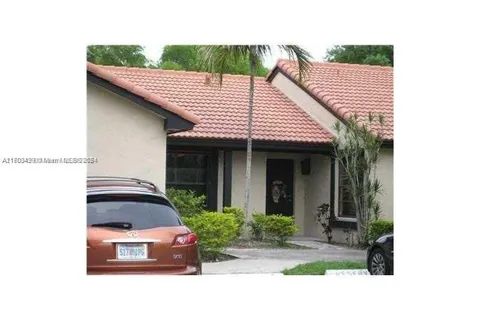 4824 SW 152nd Ct # 32G, Miami FL 33185