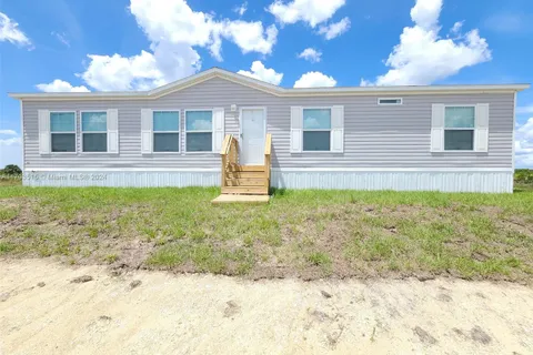 16371 NW 262 st, Okeechobee FL 34972