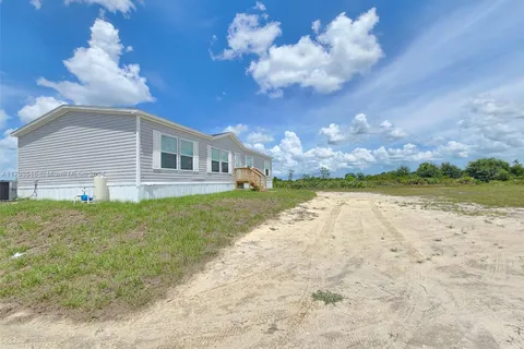 16371 NW 262 st, Okeechobee FL 34972