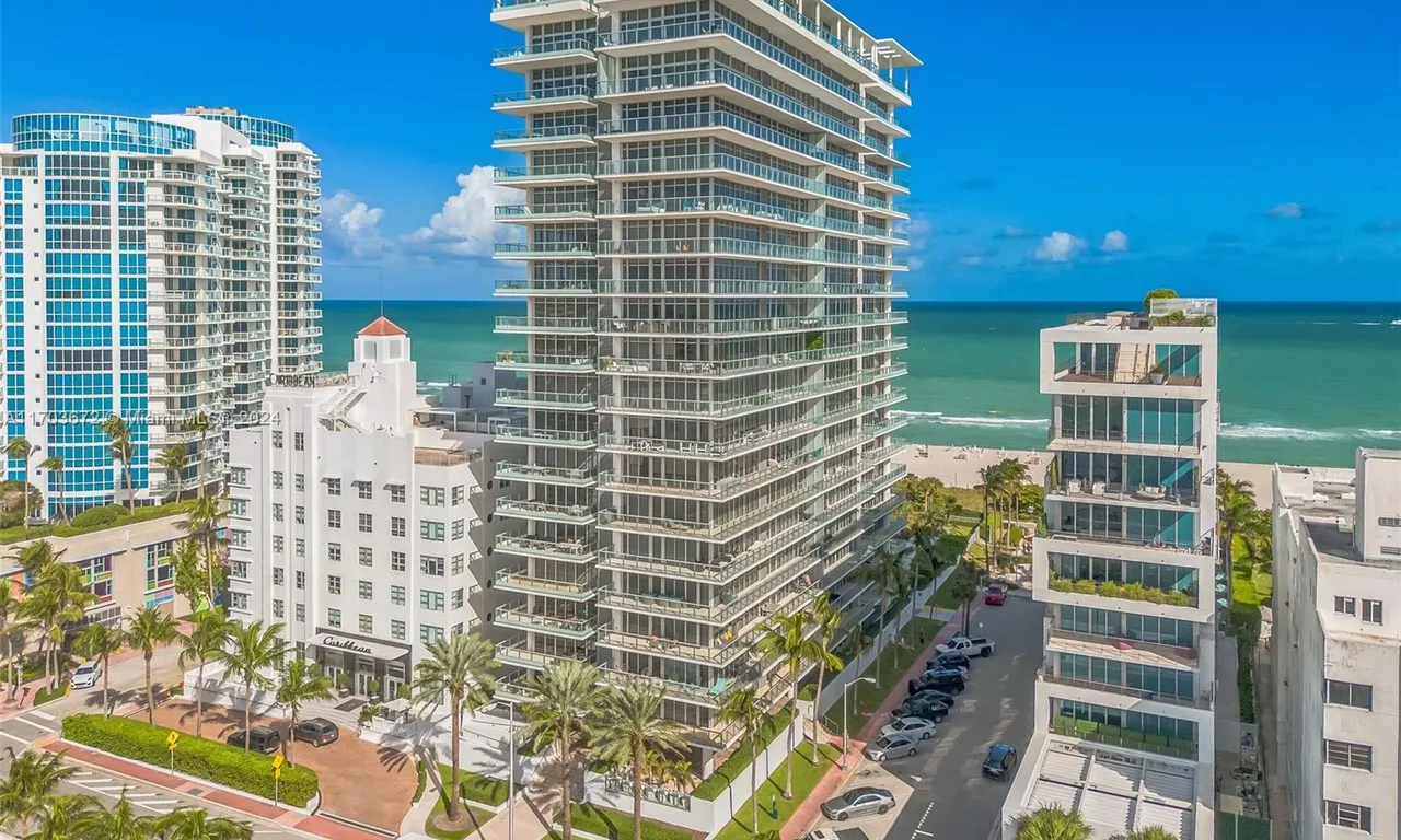 3737 Collins Ave # 403, Miami Beach FL 33140