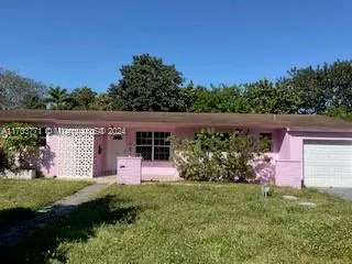 14710 S Spur Dr, Miami FL 33161