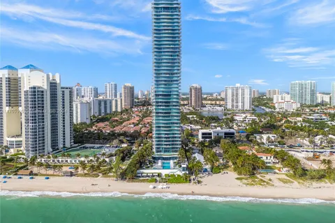 19575 Collins Ave # 3, Sunny Isles Beach FL 33160