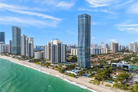 19575 Collins Ave # 3, Sunny Isles Beach FL 33160