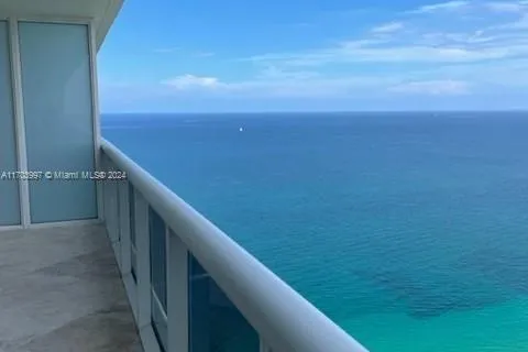 1830 S OCEAN DR # 5003, Hallandale Beach FL 33009
