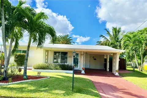 4421 SW 33rd Ave, Dania Beach FL 33312