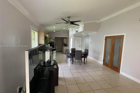 9816 SW 57th St, Cooper City FL 33328