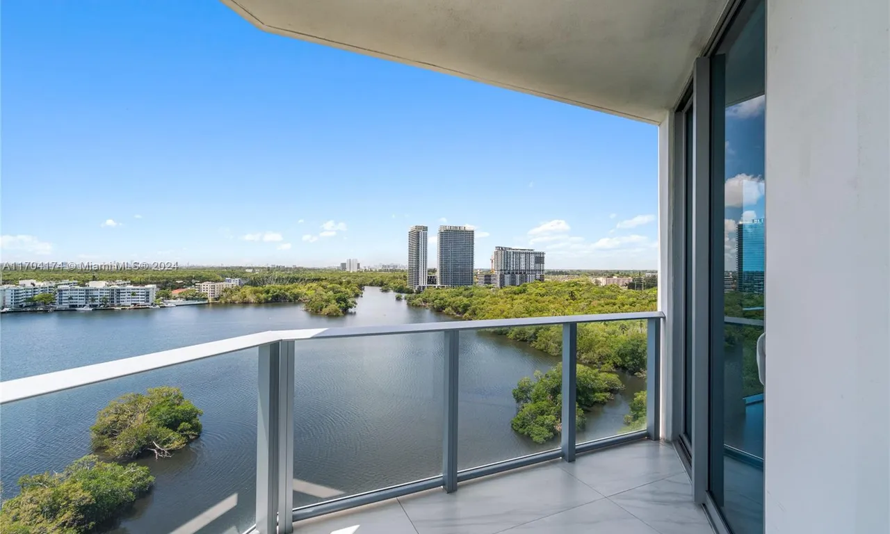 17111 Biscayne Blvd # 1210, North Miami Beach FL 33160