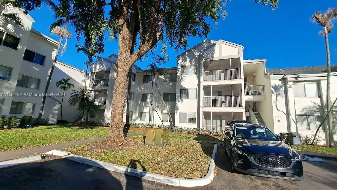 5672 Rock Island Rd # 265, Tamarac FL 33319