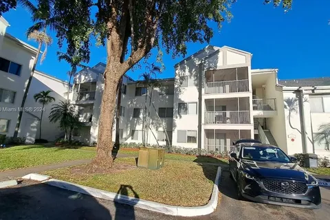 5672 Rock Island Rd # 265, Tamarac FL 33319