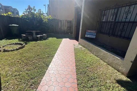 5312 W 26th Ave # 104, Hialeah FL 33016