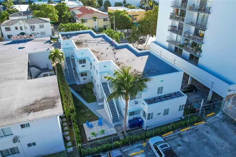 6838 Abbott Ave, Miami Beach FL 33141