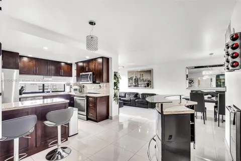 17011 N Bay Rd # 403, Sunny Isles Beach FL 33160