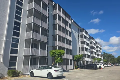 16851 NE 23rd Ave # A212, North Miami Beach FL 33160