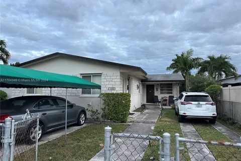 1838 NW 18th St, Miami FL 33125