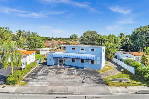 1125 SW 87th Ave, Miami FL 33174