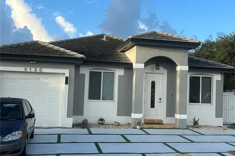 9180 NW 149th Ter, Miami Lakes FL 33018