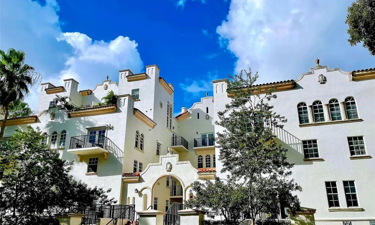 323 Navarre Ave # 401, Coral Gables FL 33134