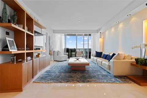 18201 Collins Ave # 906, Sunny Isles Beach FL 33160