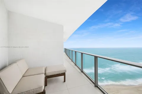 4111 S Ocean Dr # 3001, Hollywood FL 33019