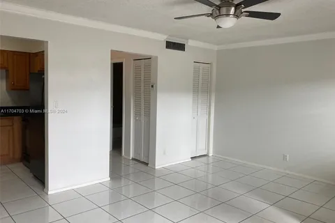 611 NE 14th Ave # 202, Fort Lauderdale FL 33304