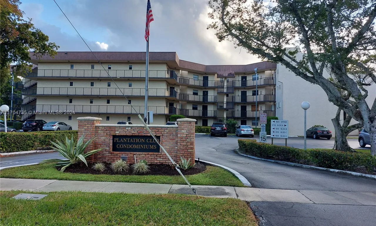 6855 W Broward Blvd # 206, Plantation FL 33317