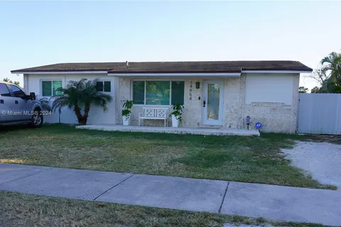 14954 SW 298th Ter, Homestead FL 33033