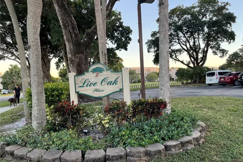 9470 Live Oak Pl # 107, Davie FL 33324