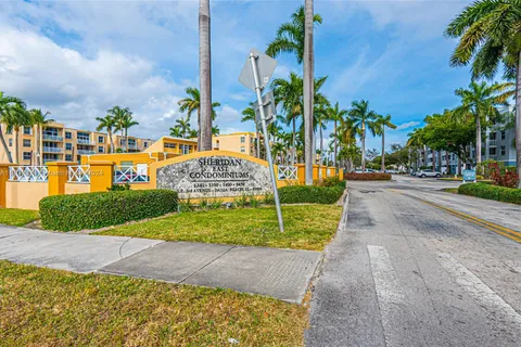 1450 SE 3rd Ave # 209, Dania Beach FL 33004