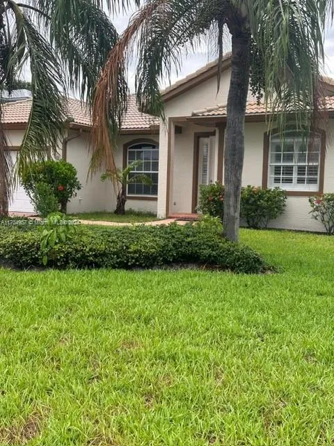 541 NW Pinesap Pl, Jensen Beach FL 34957