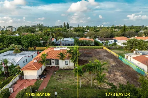 1773 Bay Dr, Miami Beach FL 33141