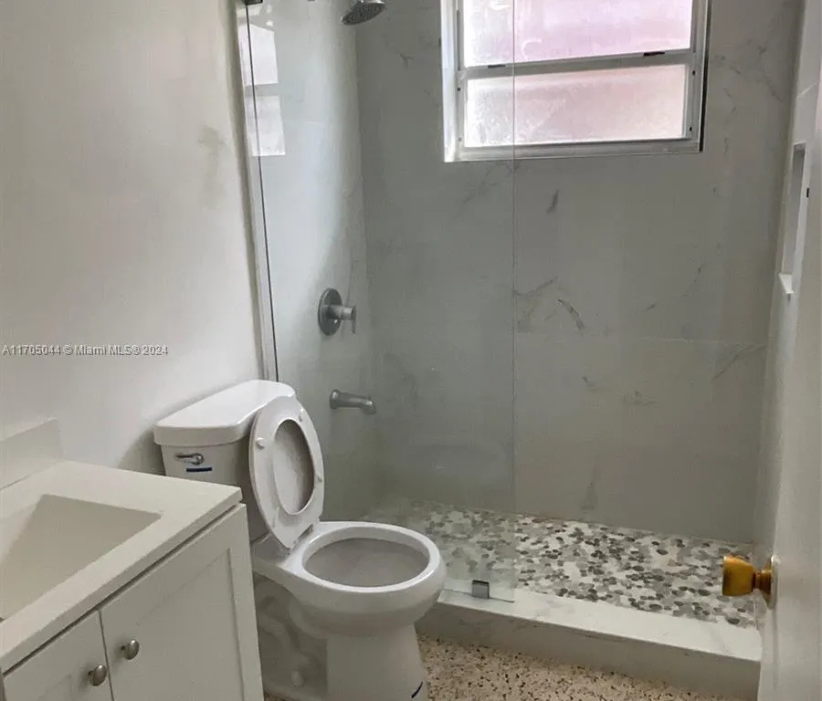 985 W 23rd St # 2, Hialeah FL 33010