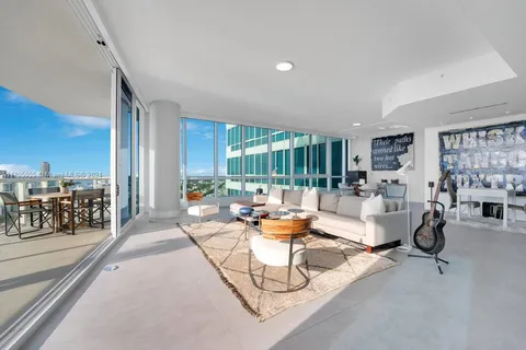 100 S Pointe Dr # 3601, Miami Beach FL 33139