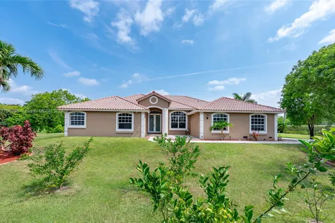 12851 Luray Rd, Southwest Ranches FL 33330