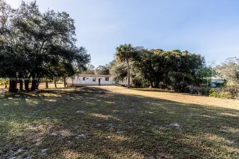 225 N Arboleda St, Other City - In The State Of Florida FL 33440