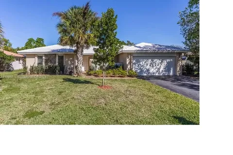 9935 NW 20th St, Coral Springs FL 33071