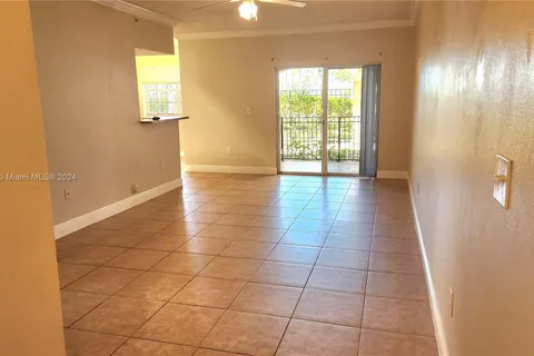 100 SW 117th Ter # 102, Pembroke Pines FL 33025