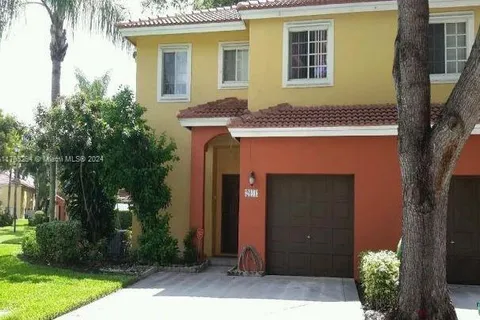 2011 SW 103rd Ter, Miramar FL 33025