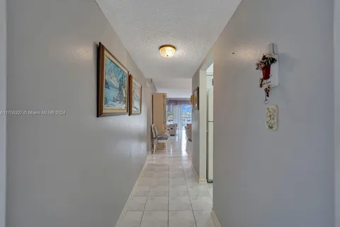 220 SW 9th Ave # 307, Hallandale Beach FL 33009