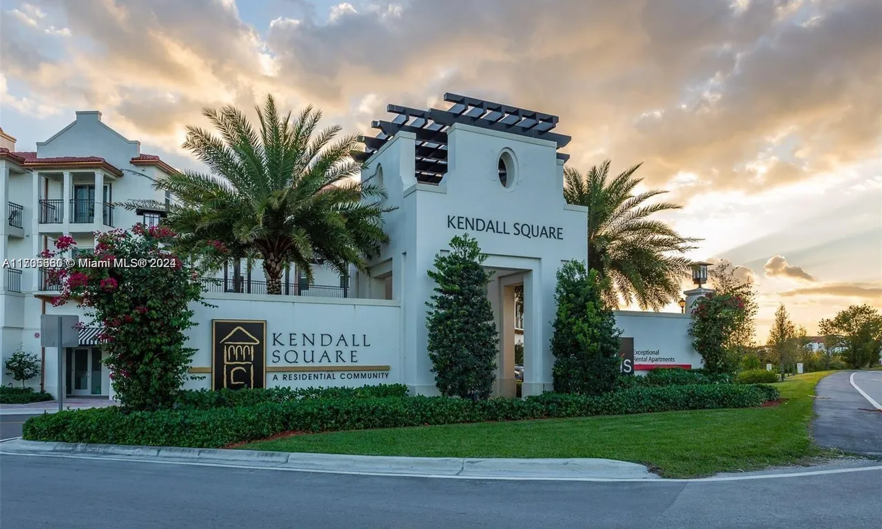 9350 SW 170th Psge, Miami FL 33196