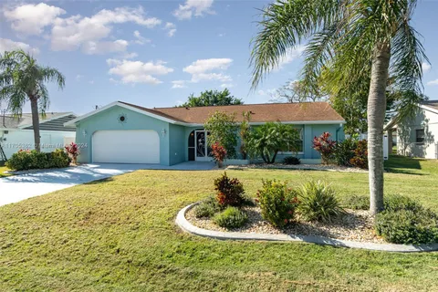 4102 SE 2nd Ave, Cape Coral FL 33904